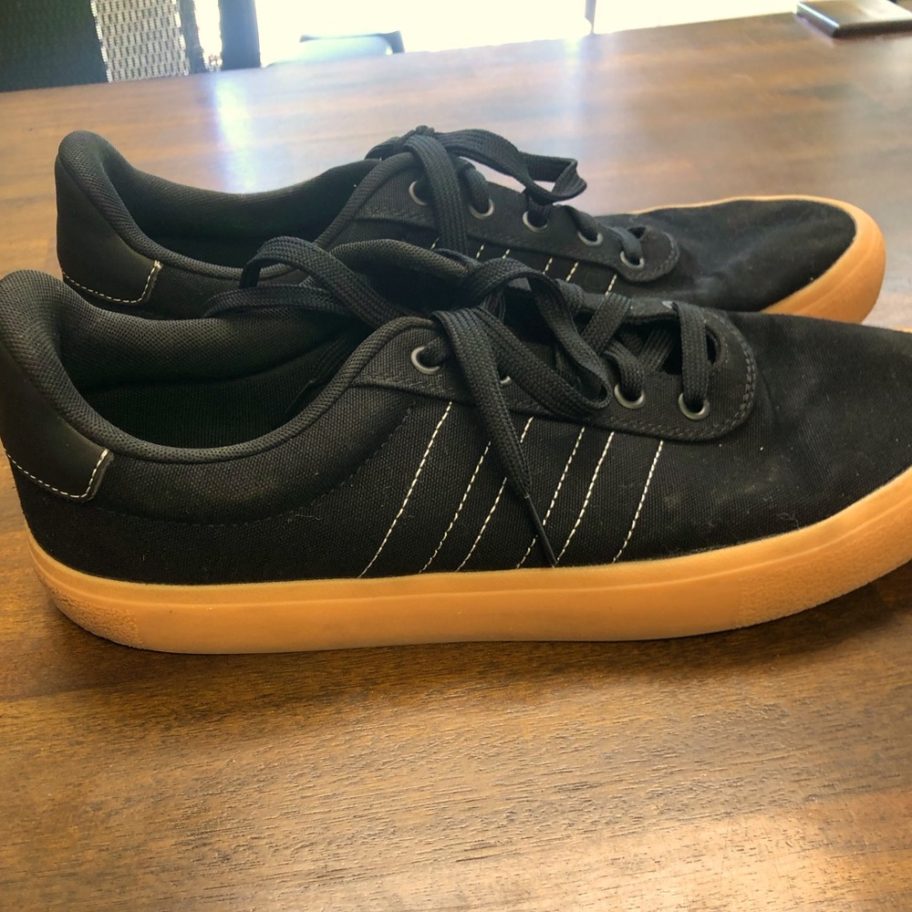 Adidas casual shoes